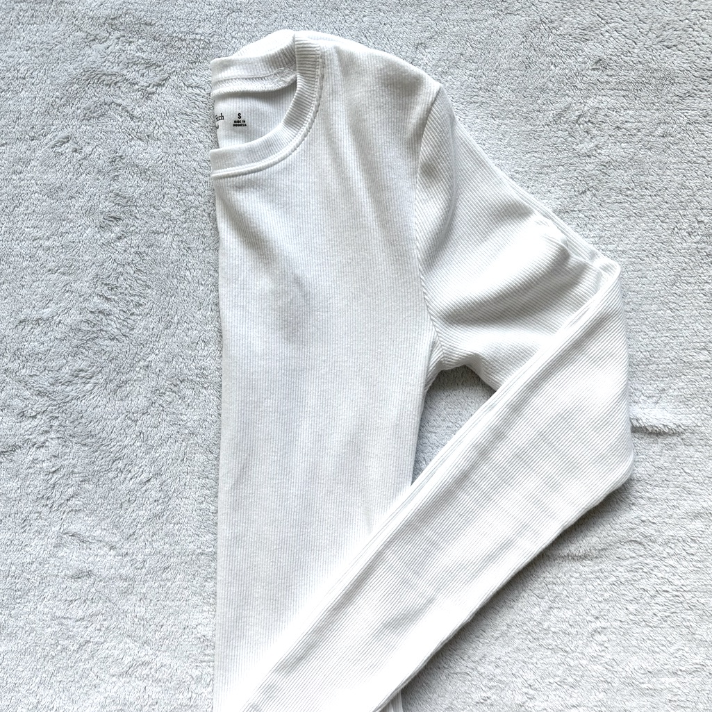 Abercrombie & Fitch Basic Long Sleeve Tee S